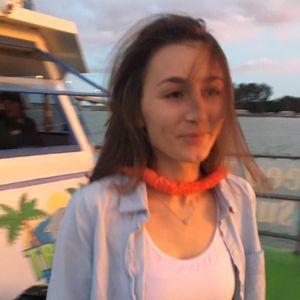 Meet your Posher, Makayla